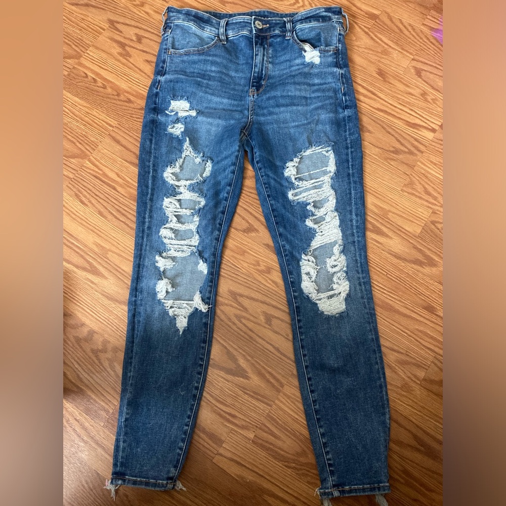 american eagle ripped jeans